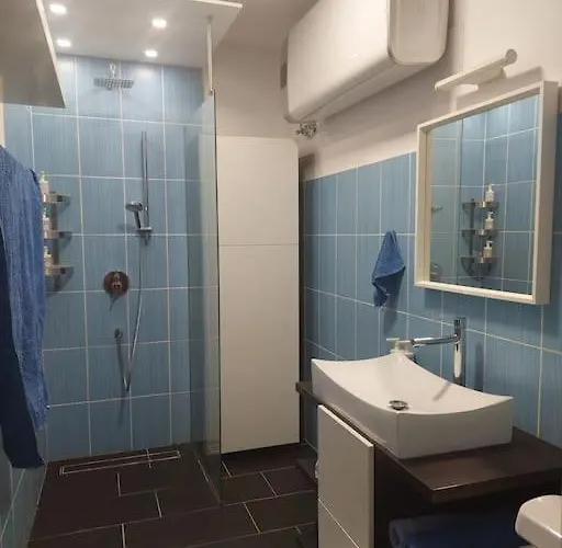 Colorful Home At The Foot Of Buda Castle - Ponty16 Apartament Budapeszt