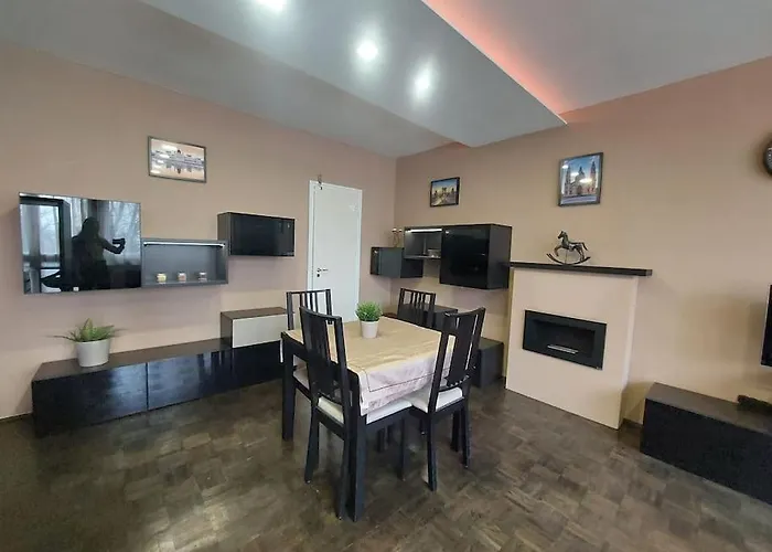Colorful At The Foot Of Buda Castle - Ponty16 Appartement *