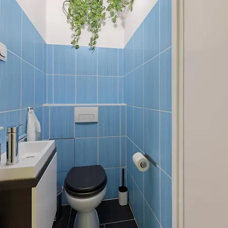 Colorful At The Foot Of Buda Castle - Ponty16 Apartment